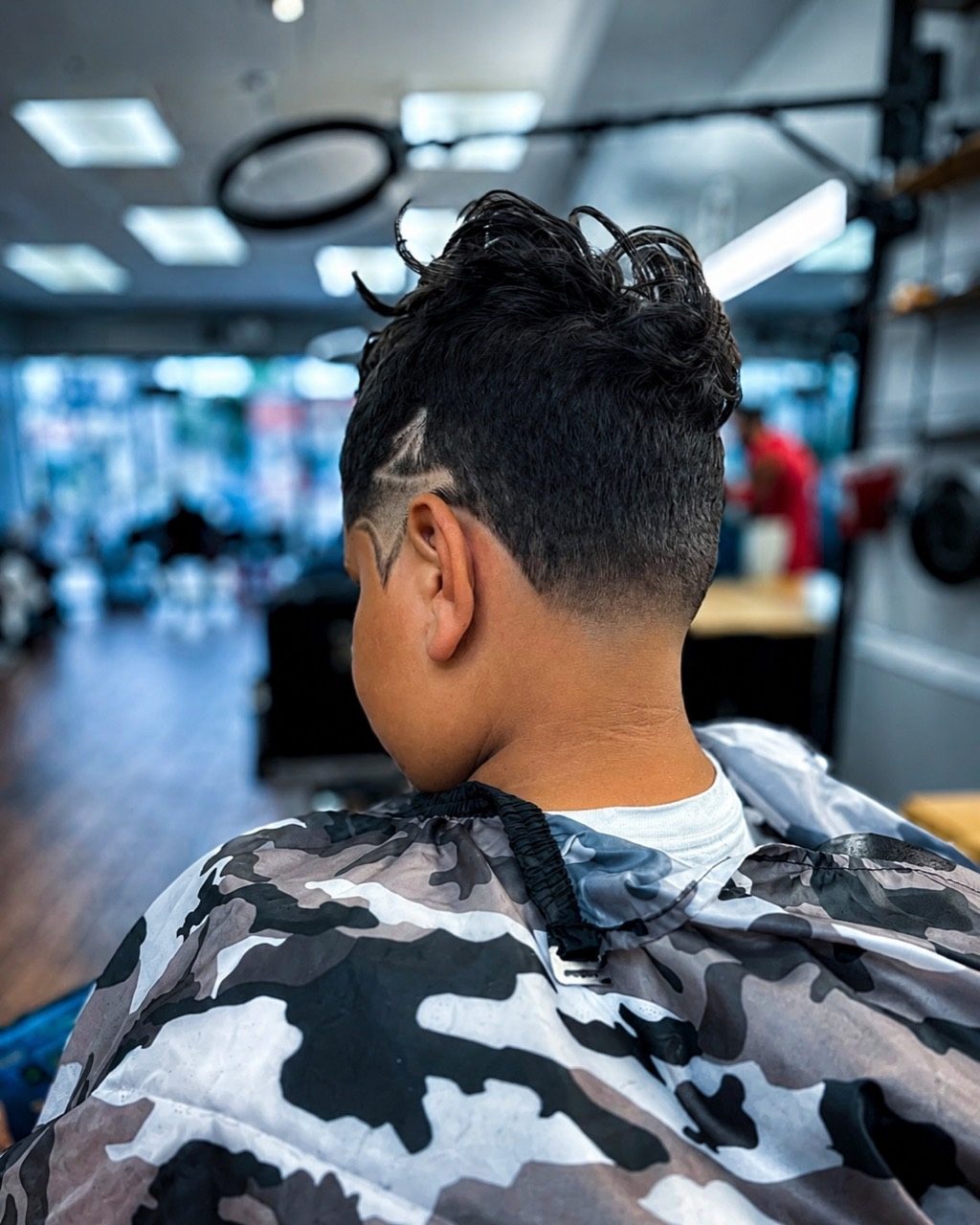 Corte con diseño realizado por Lupe