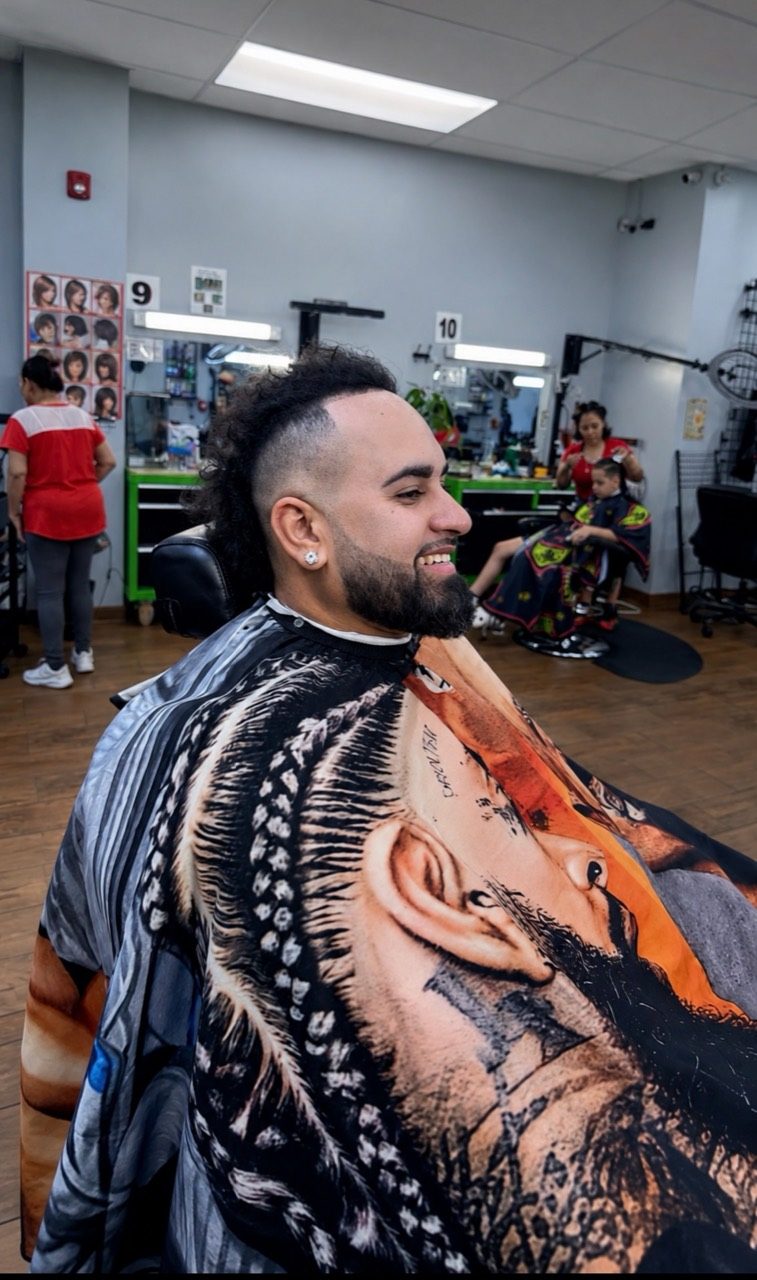 Corte y barba realizado por Rico Vázquez